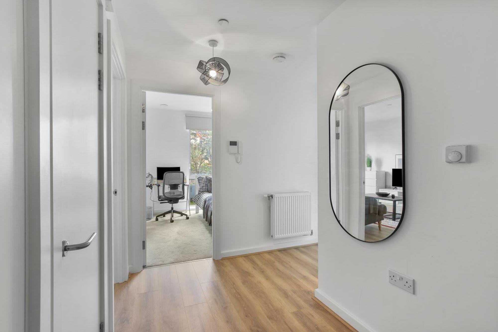 Centrally Located - Modern - 2Bed - 2Bath Apartment 런던 외부 사진