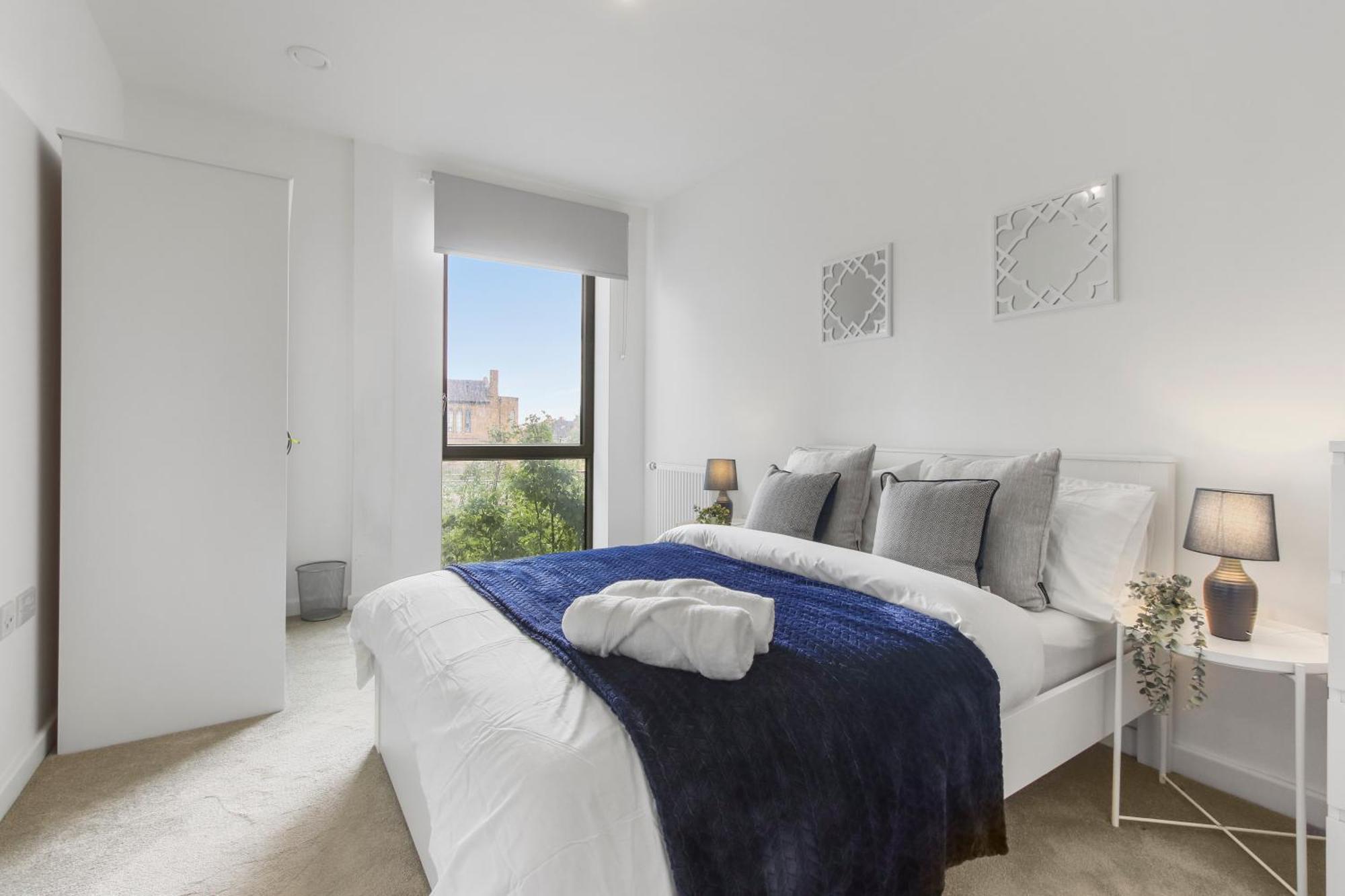Centrally Located - Modern - 2Bed - 2Bath Apartment 런던 외부 사진