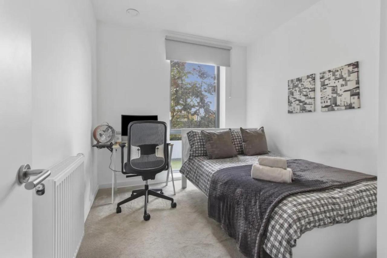 Centrally Located - Modern - 2Bed - 2Bath Apartment 런던 외부 사진